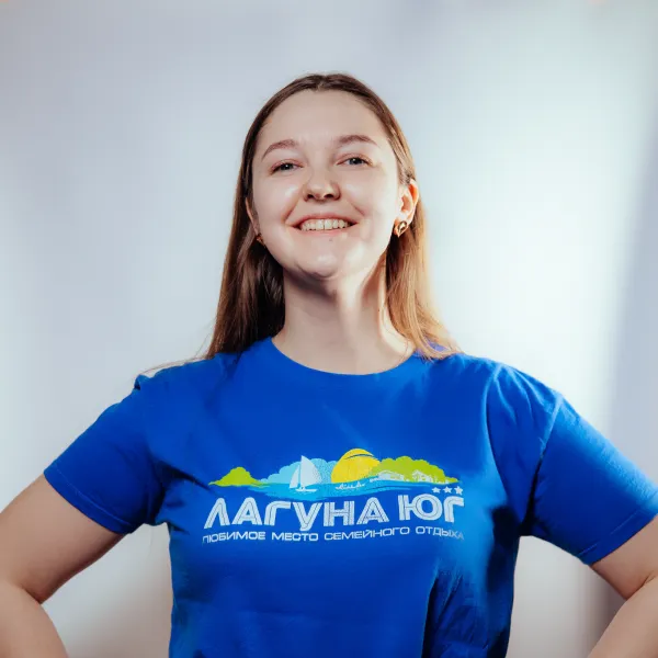 Вожатая Дарья Волкова