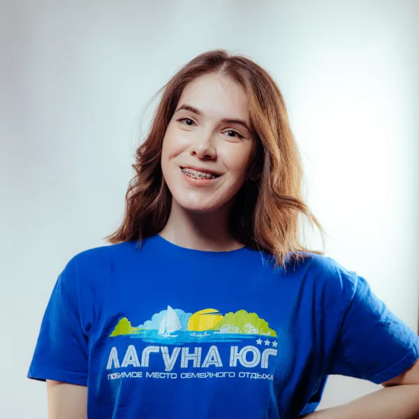 Вожатая Мария Малышева